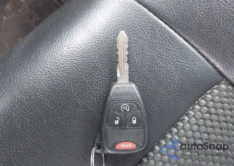 2017 Jeep Compass Latitude 4X4 from USA, damaged, VIN 1C4NJDEB9HD112370